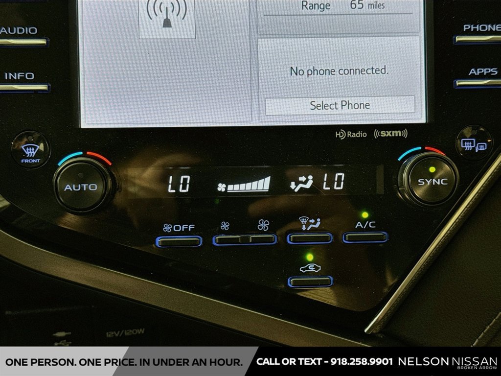 Used 2018 Toyota Camry SE w/ Audio Package FWD image 15