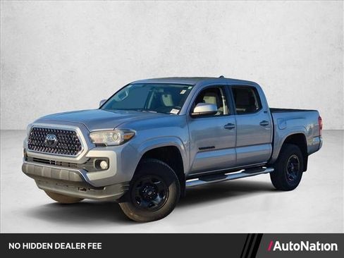 Used 2016 Toyota Tacoma SR5 RWD image 1