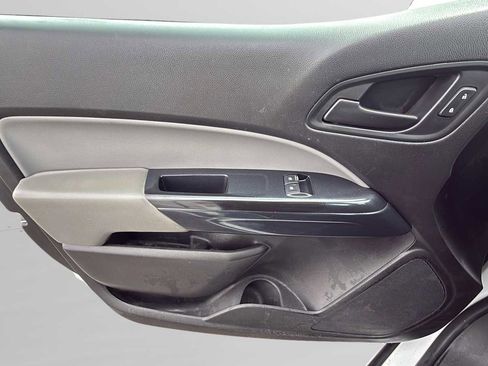 Used 2017 Chevrolet Colorado W/T image 14