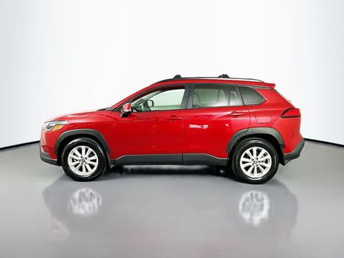 Certified 2024 Toyota Corolla Cross LE w/ Moonroof Package AWD/4WD image 4