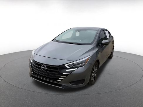 Used 2025 Nissan Versa SV FWD image 7