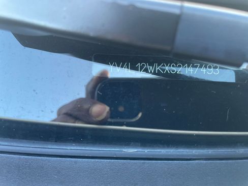 Used 2025 Volvo V60 B5 Cross Country Plus image 30