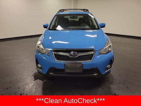 Used 2016 Subaru Crosstrek 2.0i Premium AWD/4WD image 2
