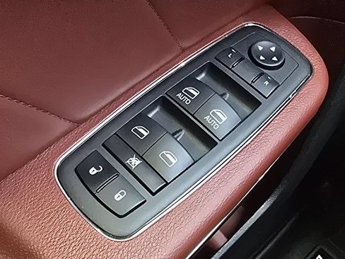 Used 2023 Dodge Charger SRT Hellcat w/ Harman/Kardon Audio Group RWD image 33