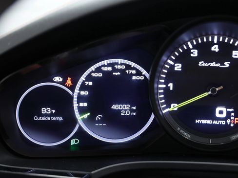 Used 2021 Porsche Cayenne Turbo S AWD/4WD image 34