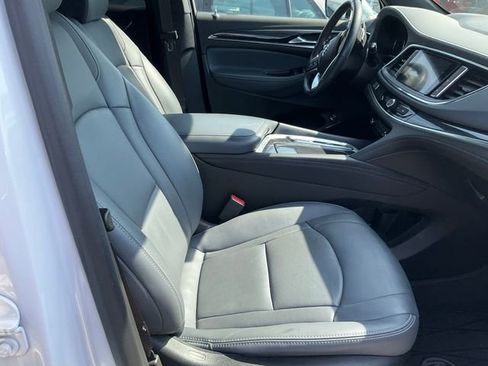 Used 2023 Buick Enclave Premium w/ Experience Buick Package image 8