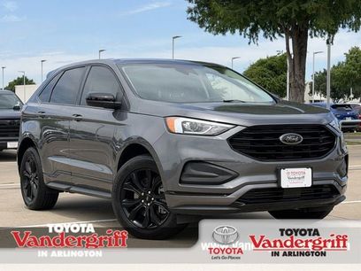 Used 2024 Ford Edge SE w/ Black Appearance Package