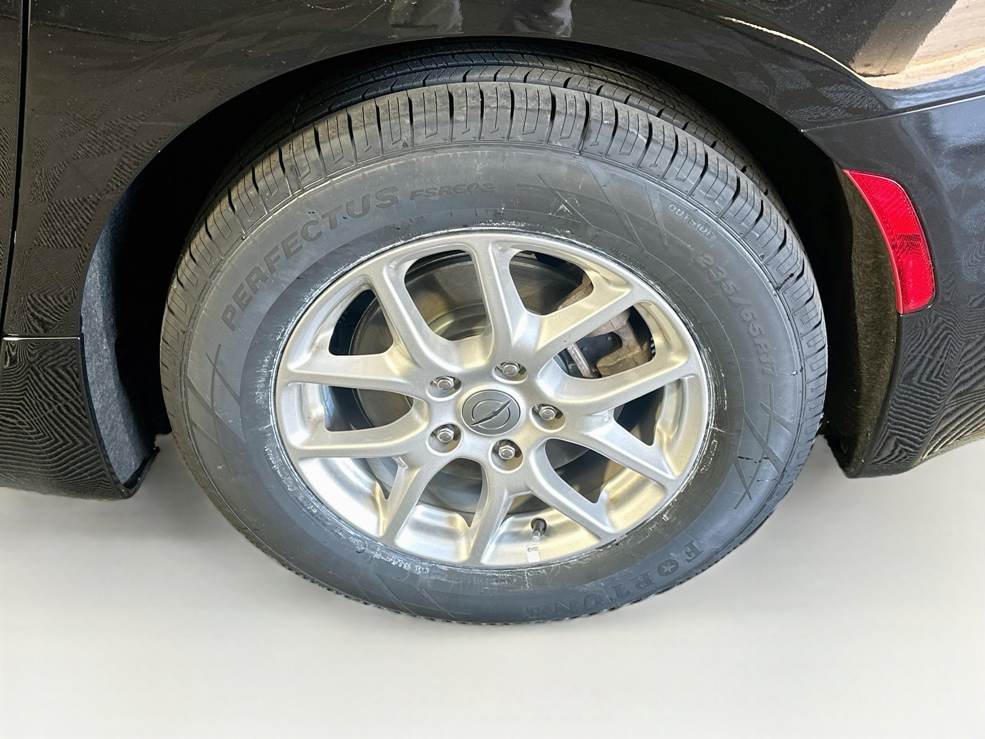 Used 2025 Chrysler Pacifica Select FWD image 11