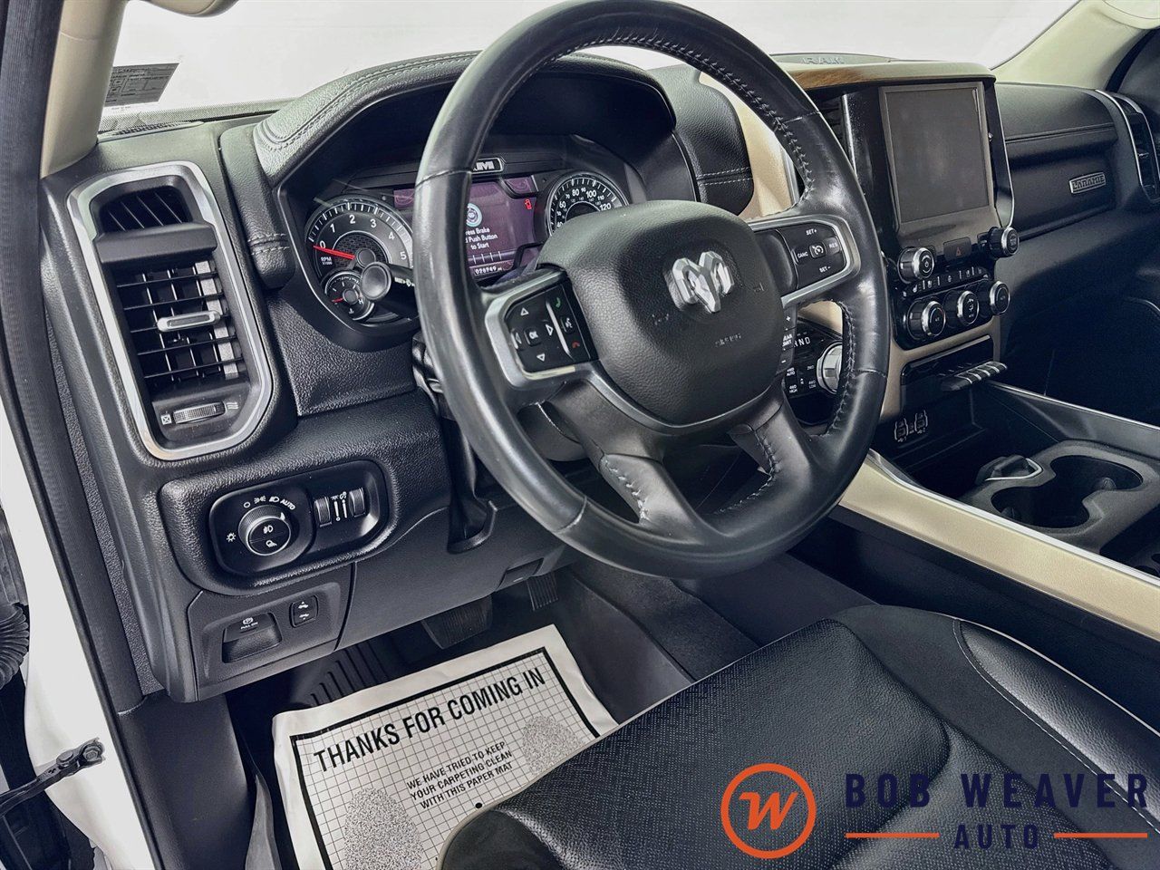 Used 2022 RAM 1500 Laramie AWD/4WD image 11