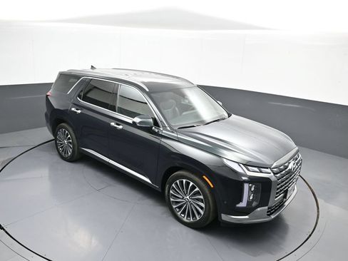 Certified 2025 Hyundai Palisade Calligraphy AWD/4WD image 38