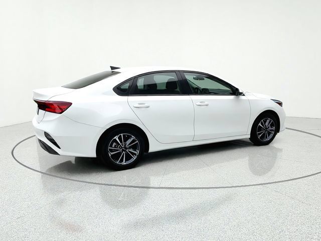 Certified 2023 Kia Forte LXS w/ LXS Technology Package FWD image 6