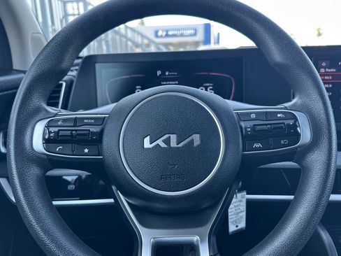Used 2023 Kia Sportage LX AWD/4WD image 22