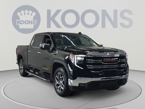 Used 2024 GMC Sierra 1500 SLT w/ SLT Premium Plus Package AWD/4WD image 2