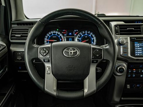 Used 2019 Toyota 4Runner Limited AWD/4WD image 24
