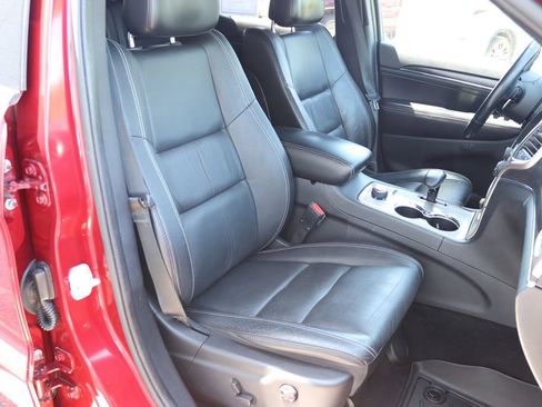 Used 2014 Jeep Grand Cherokee Limited w/ Trailer Tow Group IV AWD/4WD image 25