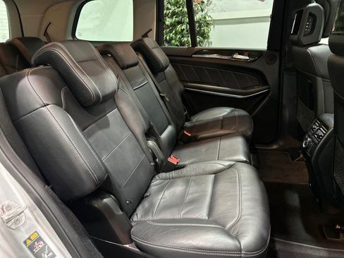 Used 2016 Mercedes-Benz GL 550 4MATIC image 52
