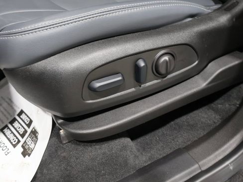 Used 2024 Buick Enclave Essence w/ Experience Buick Package image 14