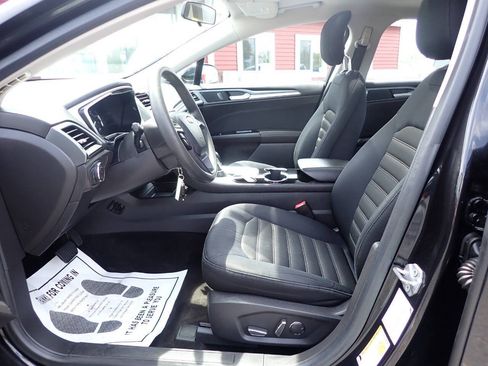 Used 2014 Ford Fusion SE FWD image 8