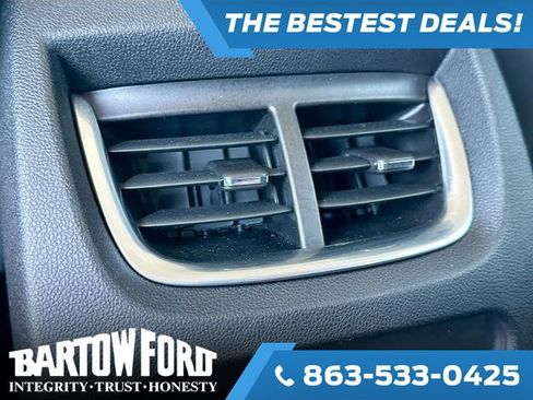 Used 2019 Chevrolet Blazer LT image 24