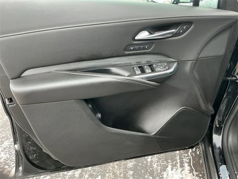 Certified 2024 Cadillac XT4 Premium Luxury image 18