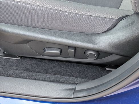 Certified 2025 Subaru Crosstrek 2.0i Premium AWD/4WD image 21