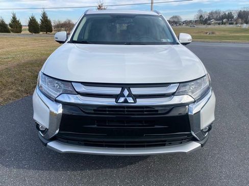Used 2018 Mitsubishi Outlander SEL image 4
