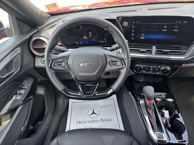 Used 2026 Chevrolet Trax RS FWD image 13