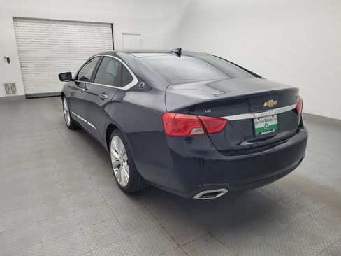 Used 2018 Chevrolet Impala Premier w/ Premier Convenience Package FWD image 5