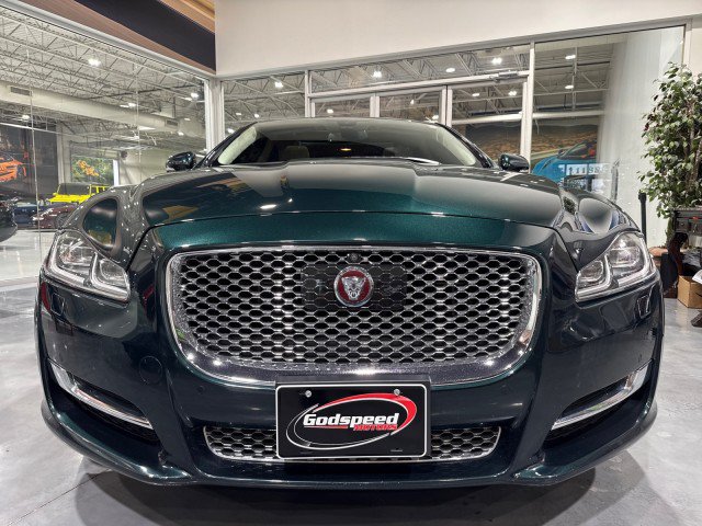 Used 2017 Jaguar XJ L Portfolio AWD/4WD image 23