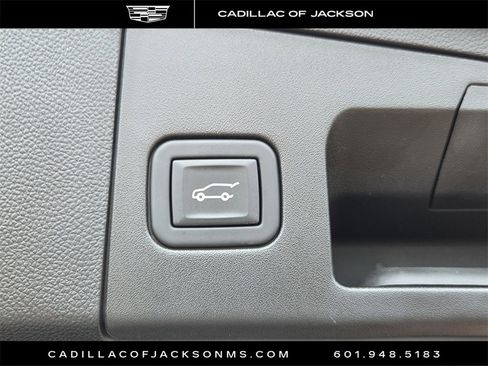 Certified 2023 Cadillac XT4 Premium Luxury image 27