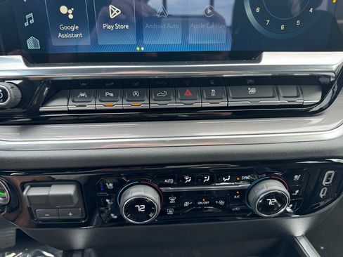 Certified 2025 Chevrolet Silverado 1500 High Country w/ Technology Package AWD/4WD image 27