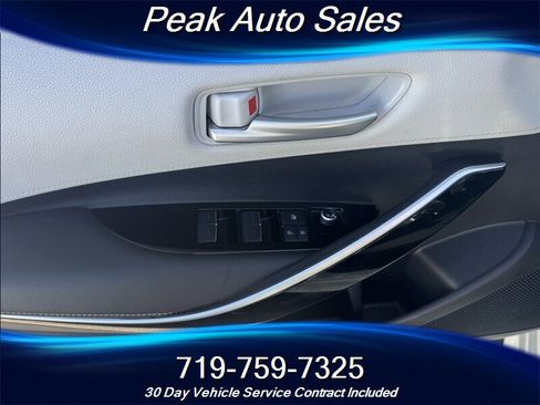 Used 2019 Toyota Corolla XSE image 10