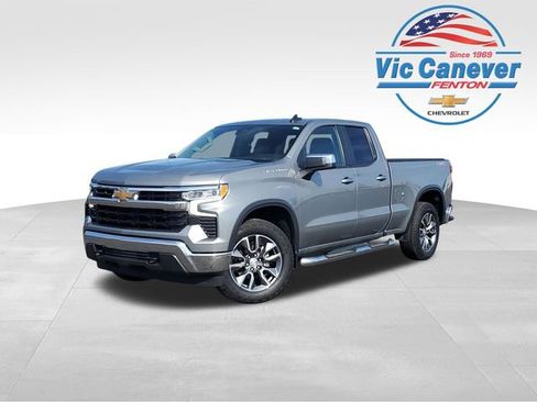 Used 2024 Chevrolet Silverado 1500 LT image 1