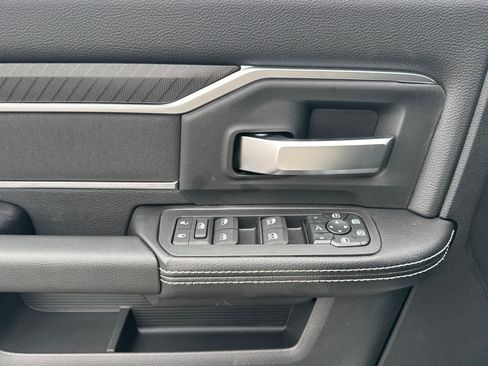 New 2027 RAM 3500 Big Horn AWD/4WD image 10