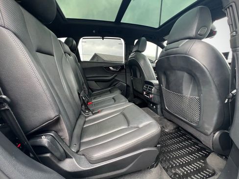 Used 2019 Audi Q7 3.0T Prestige AWD/4WD image 24