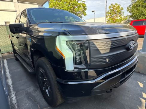 Used 2025 Ford F150 Lightning Flash AWD/4WD image 3
