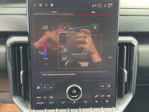 Used 2025 GMC Acadia AT4 AWD/4WD image 24