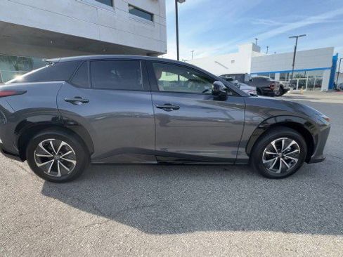 Used 2025 Lexus RZ 300e RZ 300e Premium SUV w/ Accessory Package (Z1) image 9