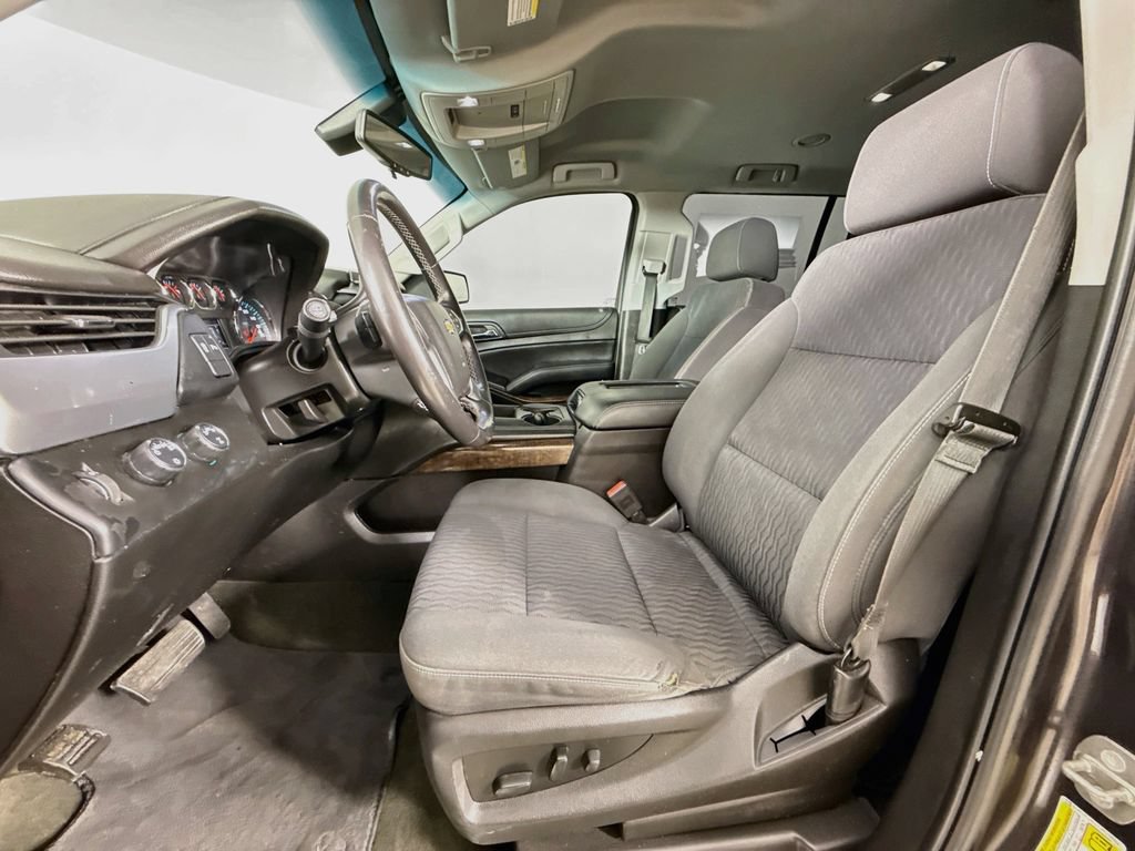 Used 2018 Chevrolet Suburban LS AWD/4WD image 21