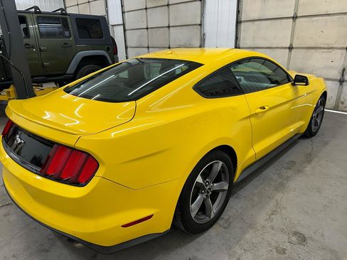 Used 2015 Ford Mustang Premium RWD image 5