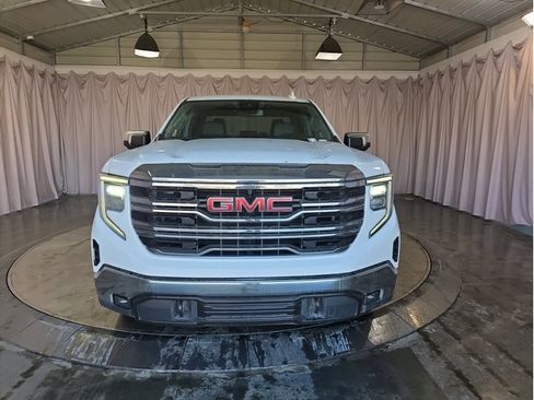 Used 2024 GMC Sierra 1500 SLT image 10