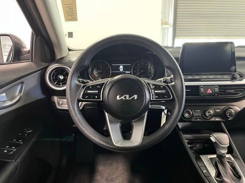 Used 2023 Kia Forte LXS image 21