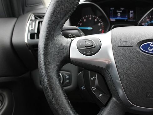 Used 2015 Ford Escape Titanium w/ Equipment Group 301A AWD/4WD image 14