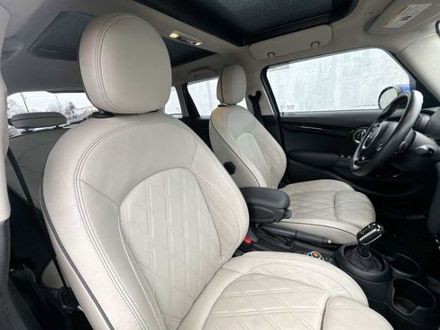 Used 2021 MINI Cooper S image 17