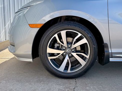 Used 2023 Honda Odyssey Touring image 43