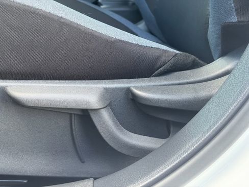 New 2025 Nissan Versa SV image 13