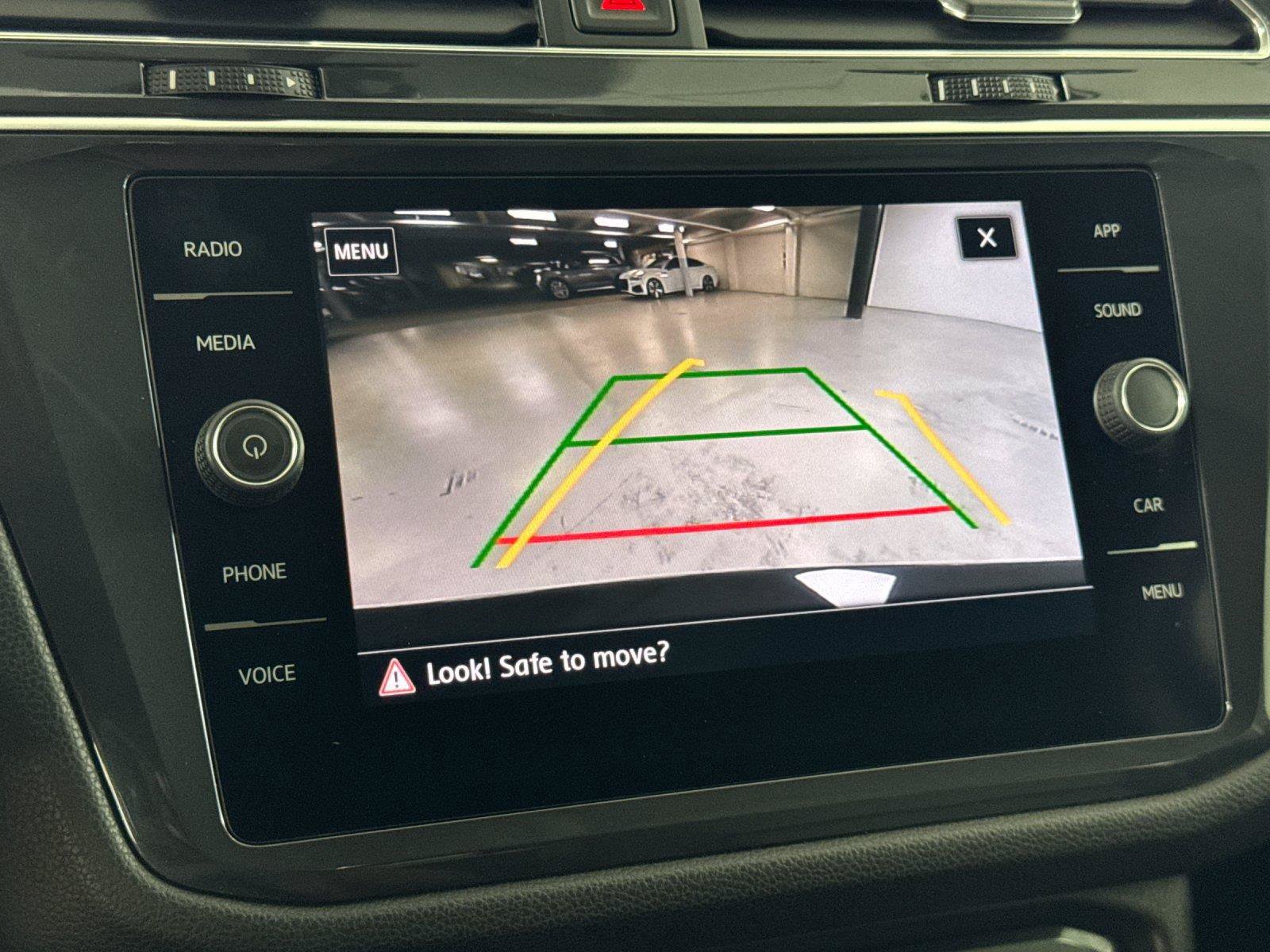 Used 2020 Volkswagen Tiguan SE AWD/4WD image 18