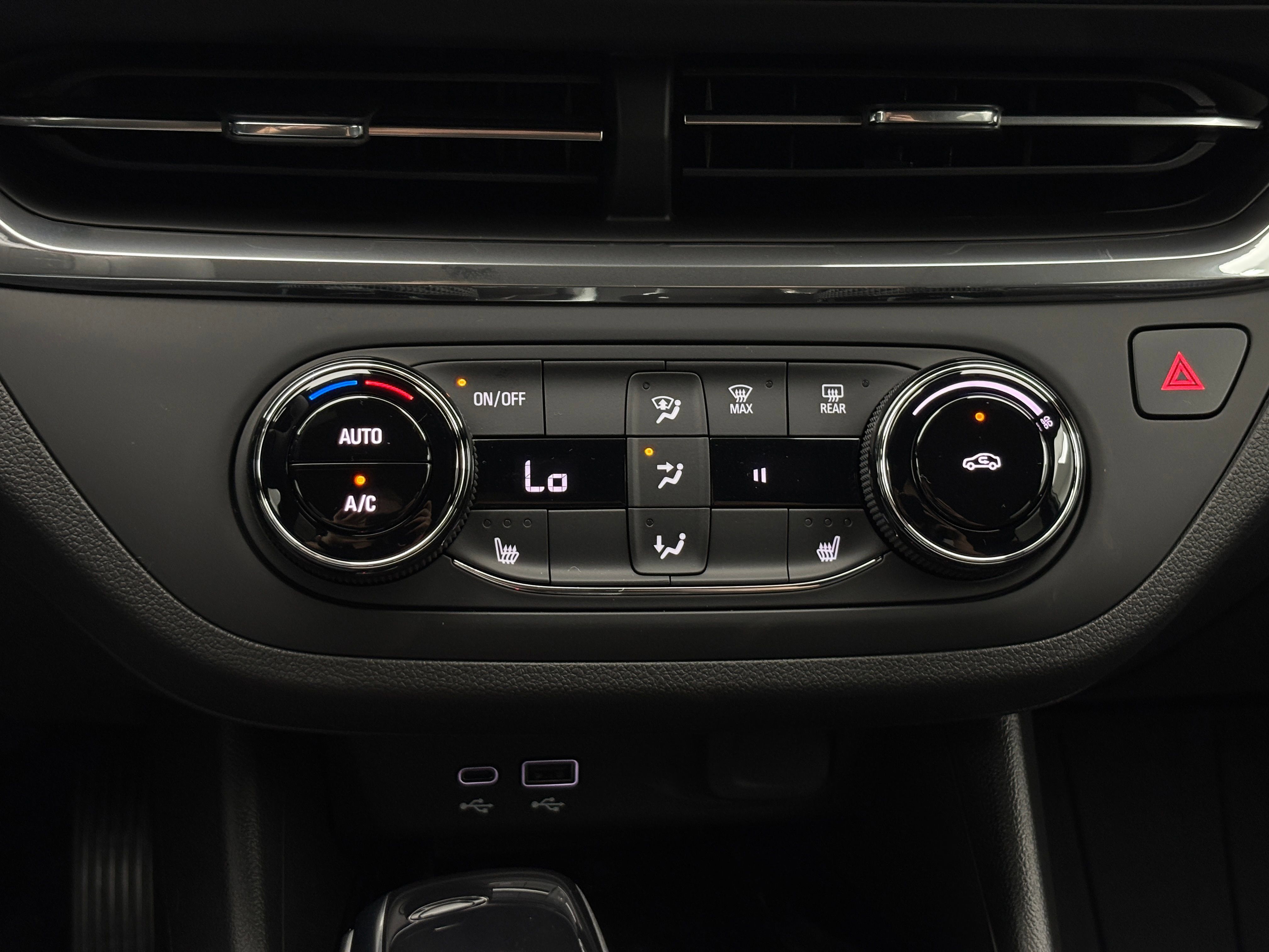 New 2026 Buick Envista Sport Touring w/ Convenience I Package FWD image 25