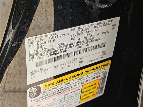 Used 2024 Ford Expedition XLT AWD/4WD image 26