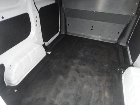 Used 2020 Nissan NV200 S image 11